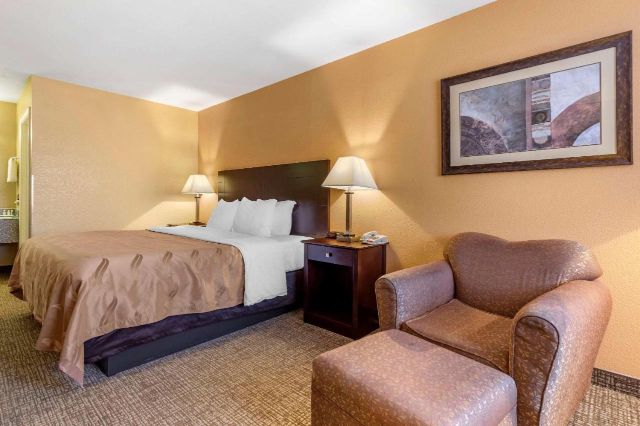Quality Inn Russellville I-40 Exterior photo